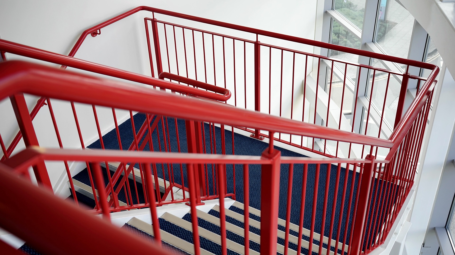 TruIllusion highly reflective metallic powder coating colors